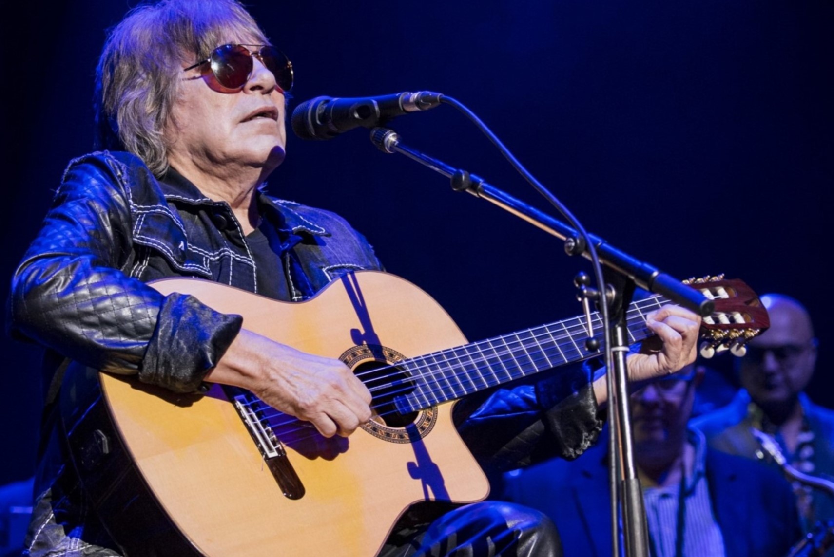 13-unbelievable-facts-about-jose-feliciano