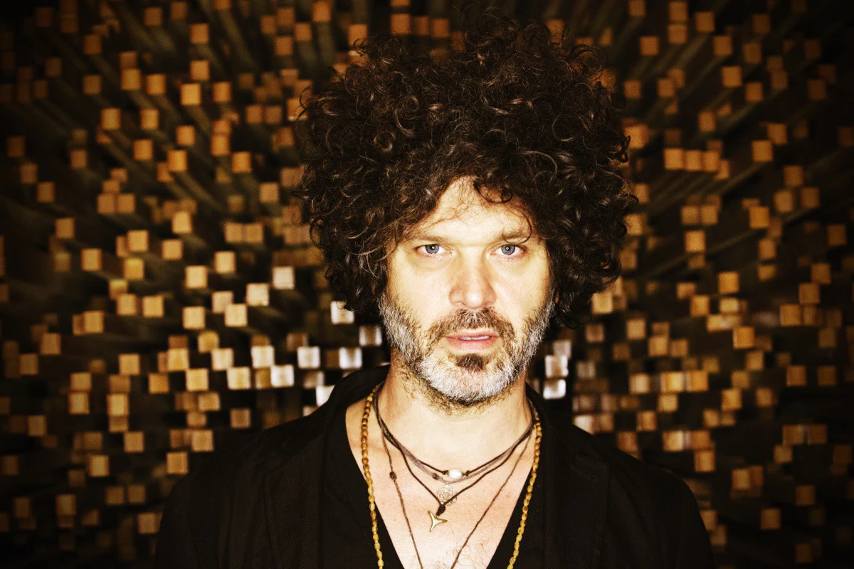 14-captivating-facts-about-doyle-bramhall-ii
