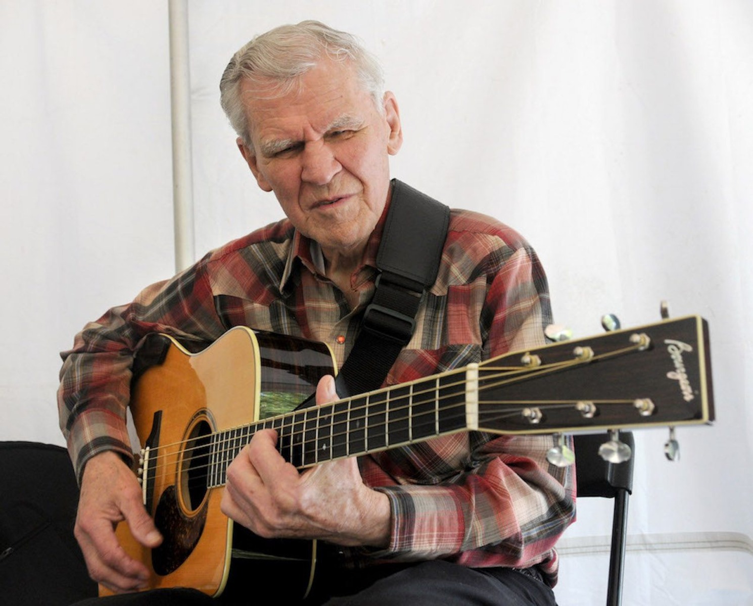 14-extraordinary-facts-about-doc-watson