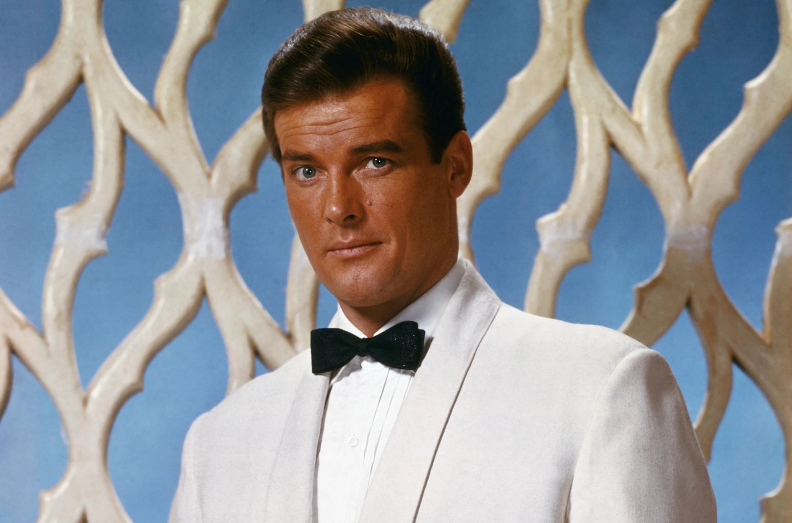 14-extraordinary-facts-about-roger-moore