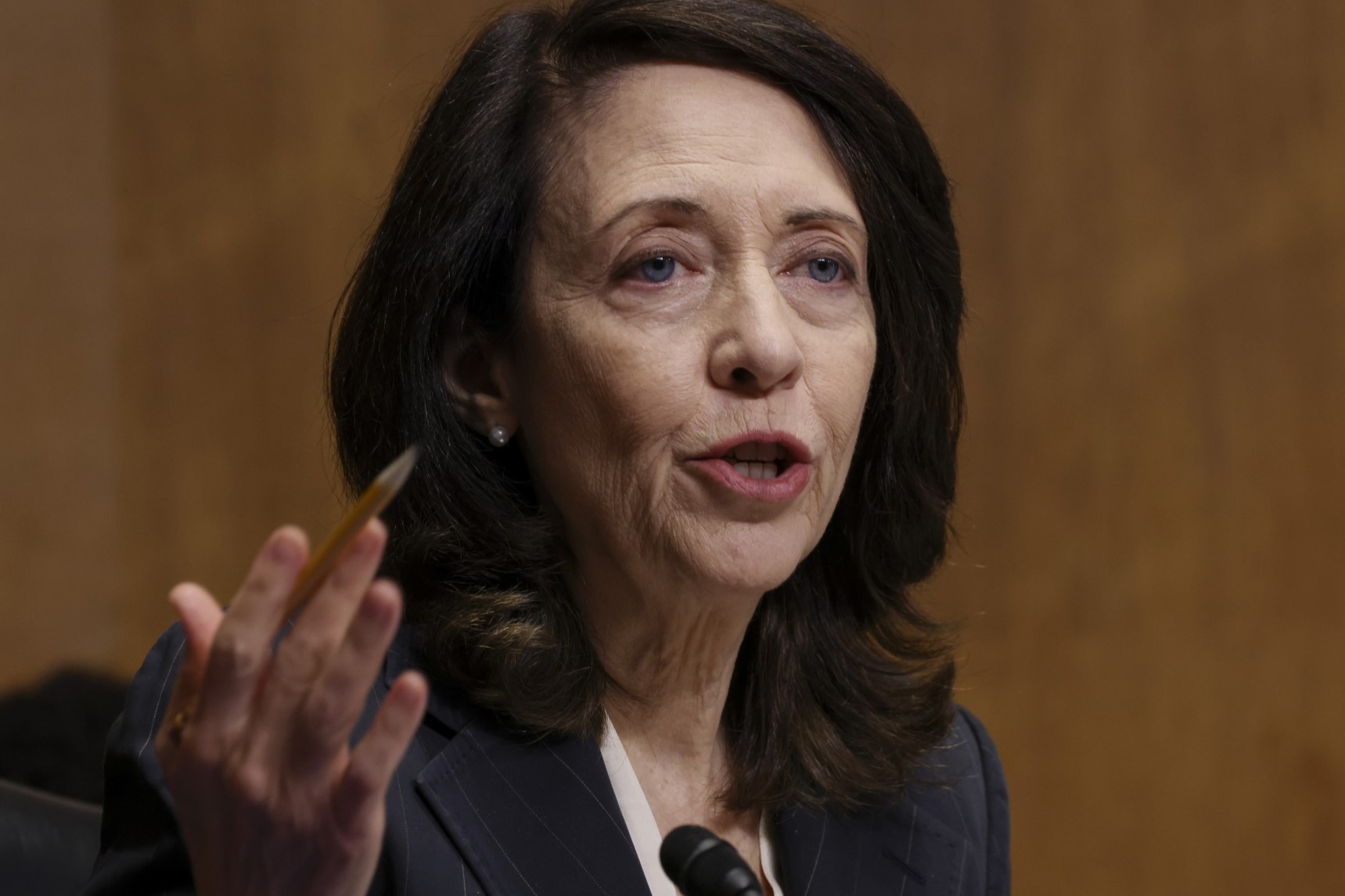 16-captivating-facts-about-maria-cantwell