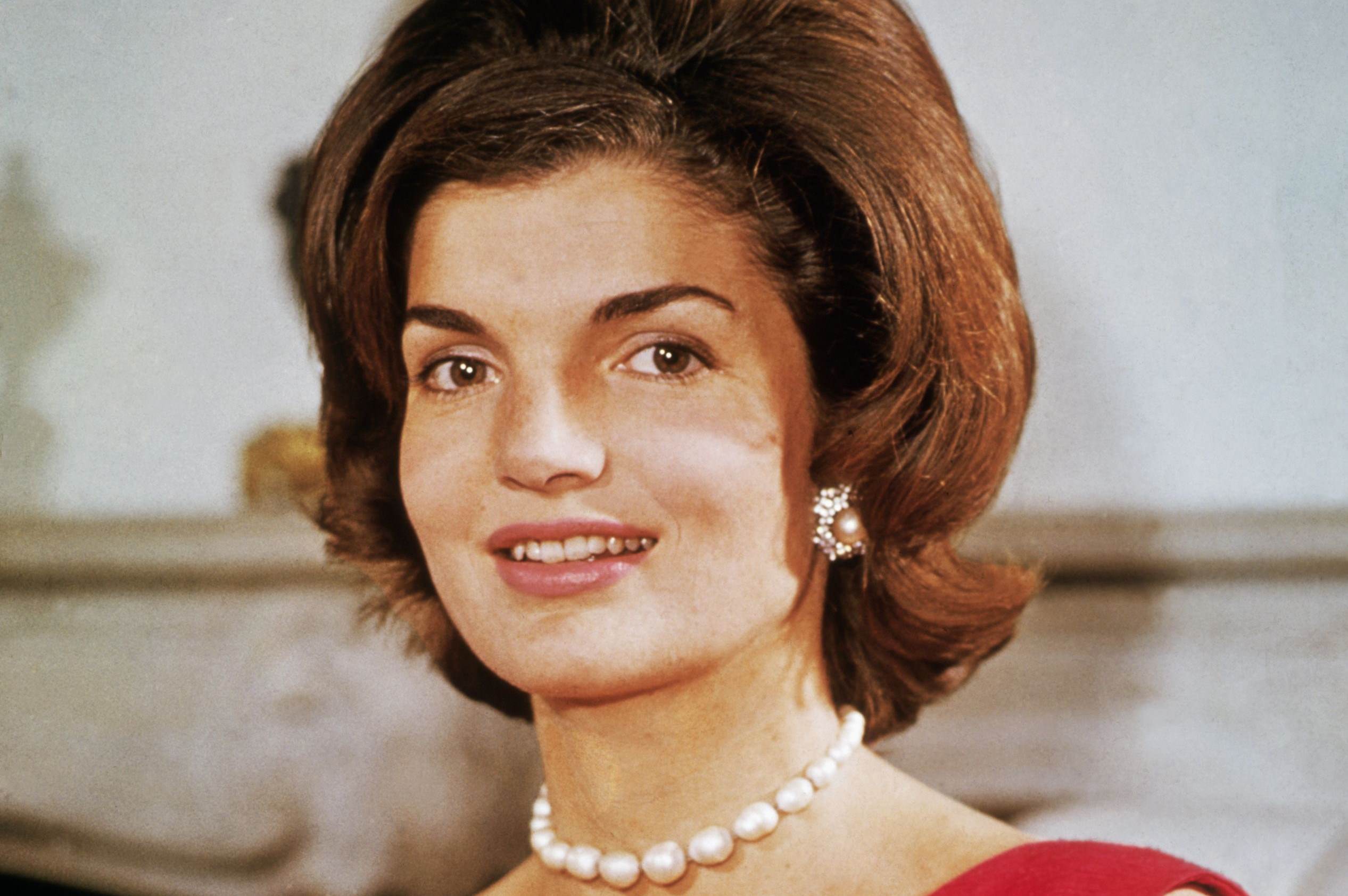 16-extraordinary-facts-about-jacqueline-kennedy-onassis