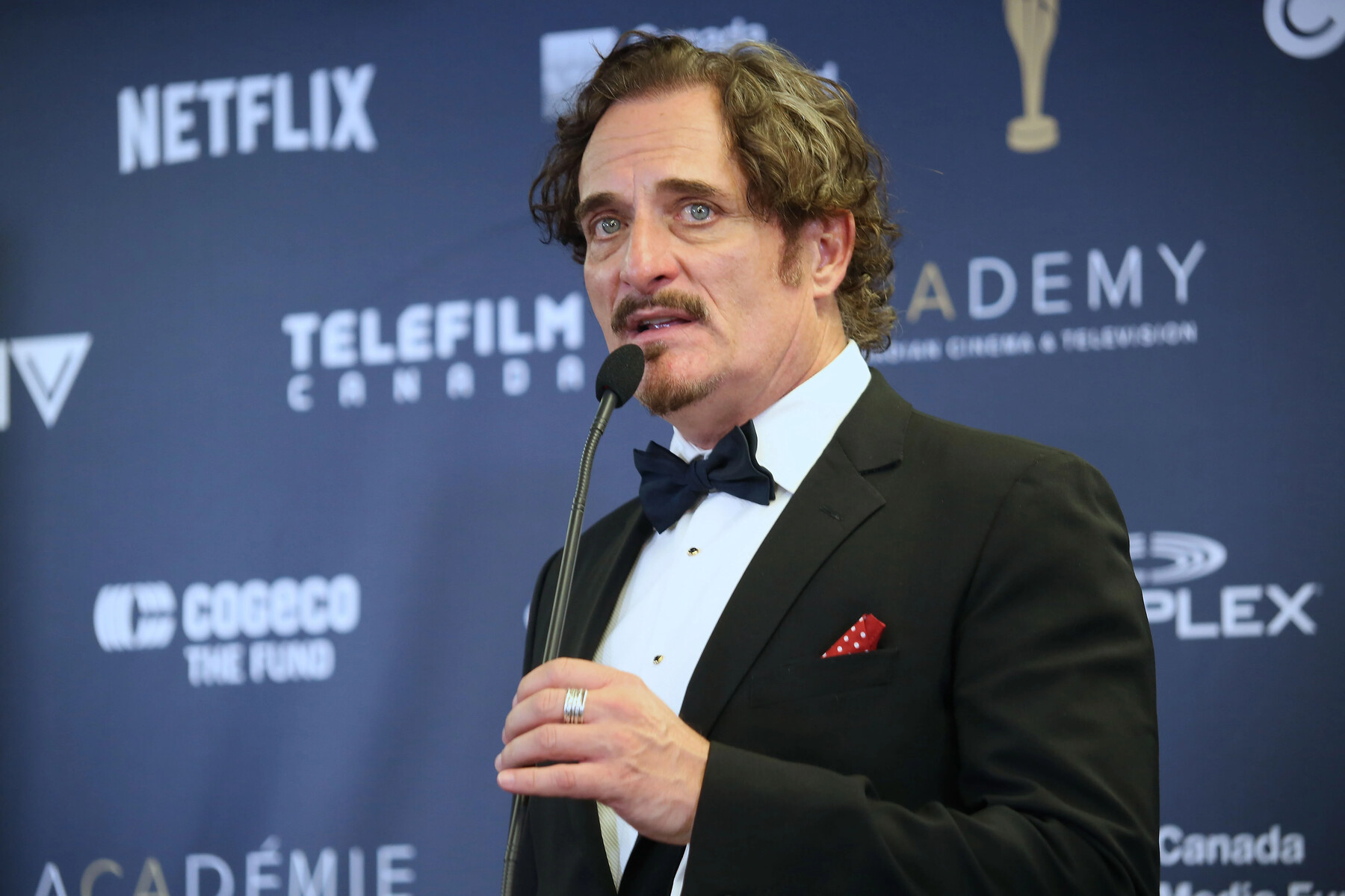 16-extraordinary-facts-about-kim-coates