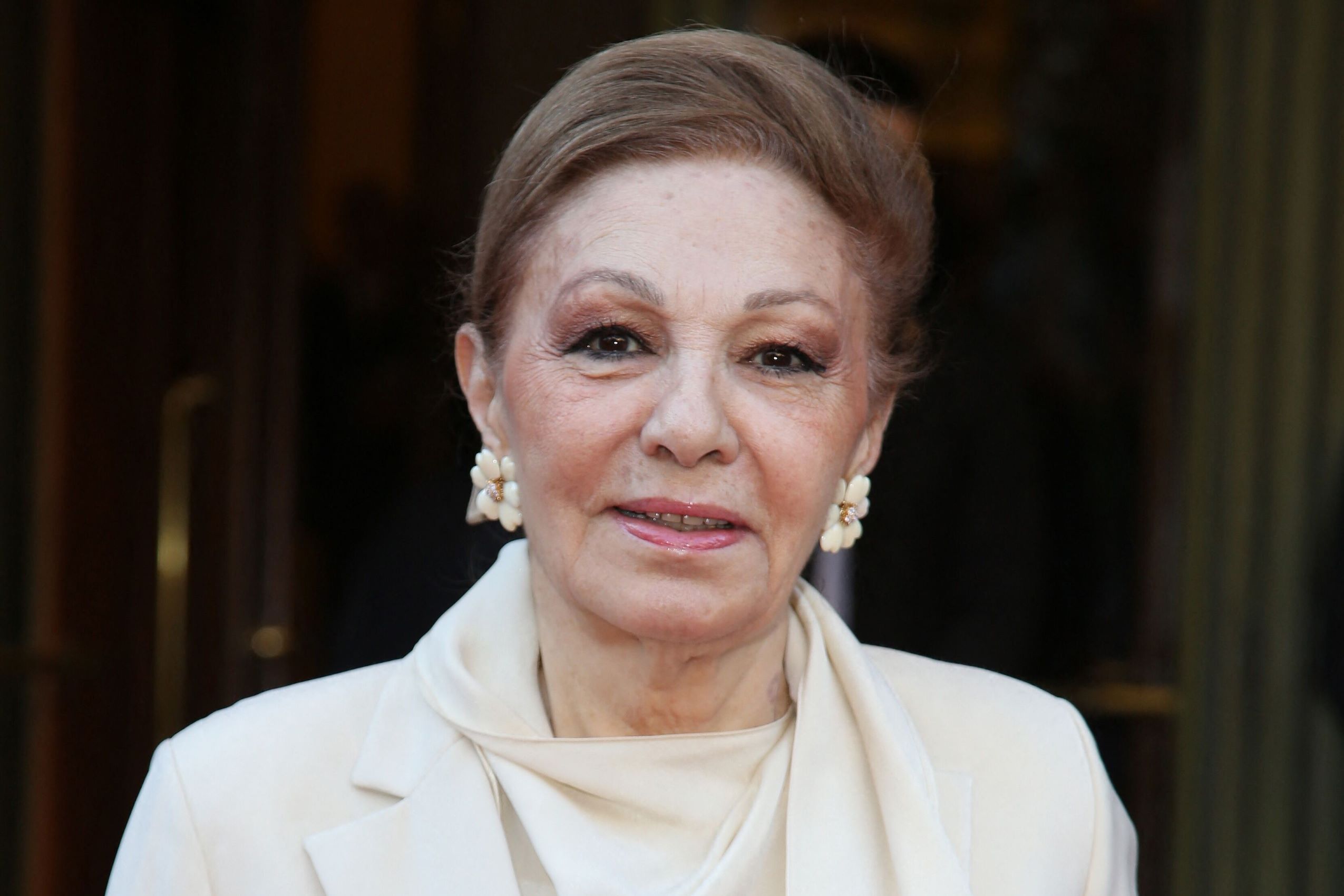 16-fascinating-facts-about-farah-pahlavi