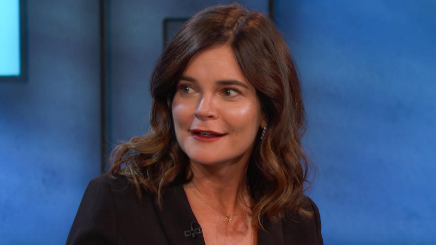 17-astonishing-facts-about-betsy-brandt