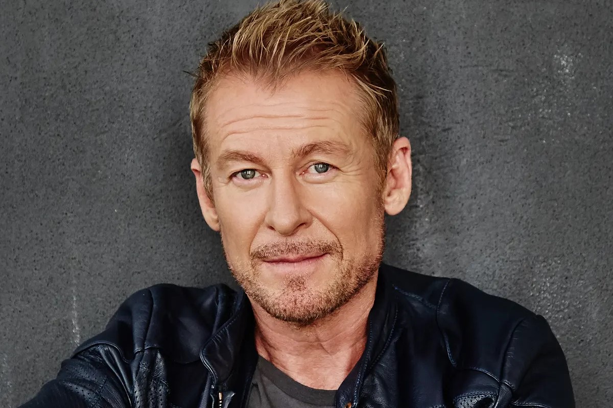 17-extraordinary-facts-about-richard-roxburgh