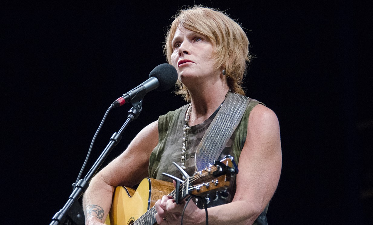 18-astonishing-facts-about-shawn-colvin