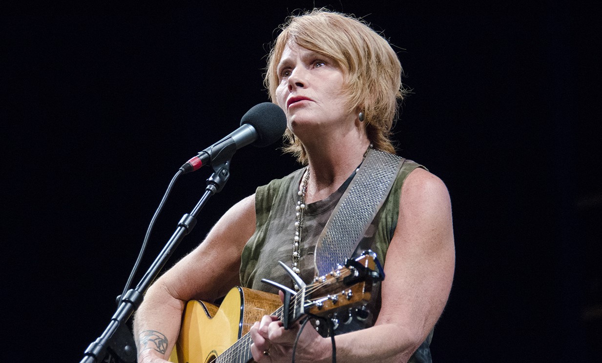 18 Astonishing Facts About Shawn Colvin - Facts.net