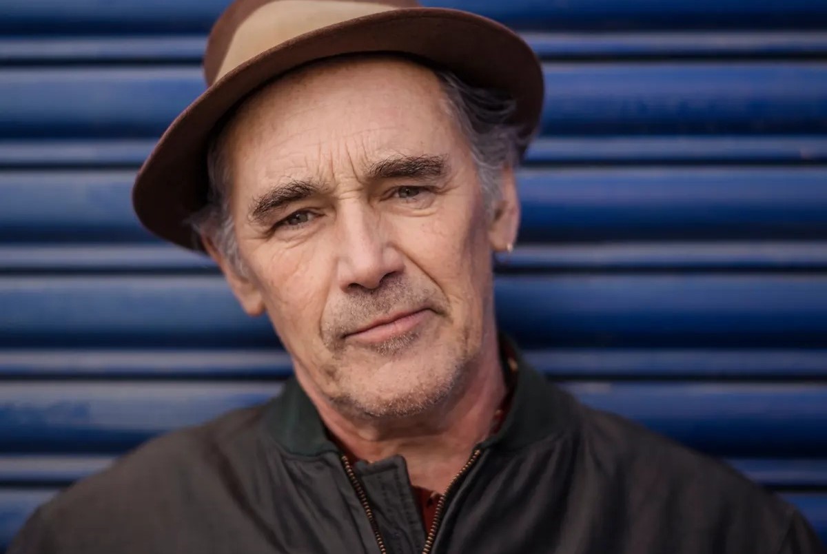 18-captivating-facts-about-mark-rylance