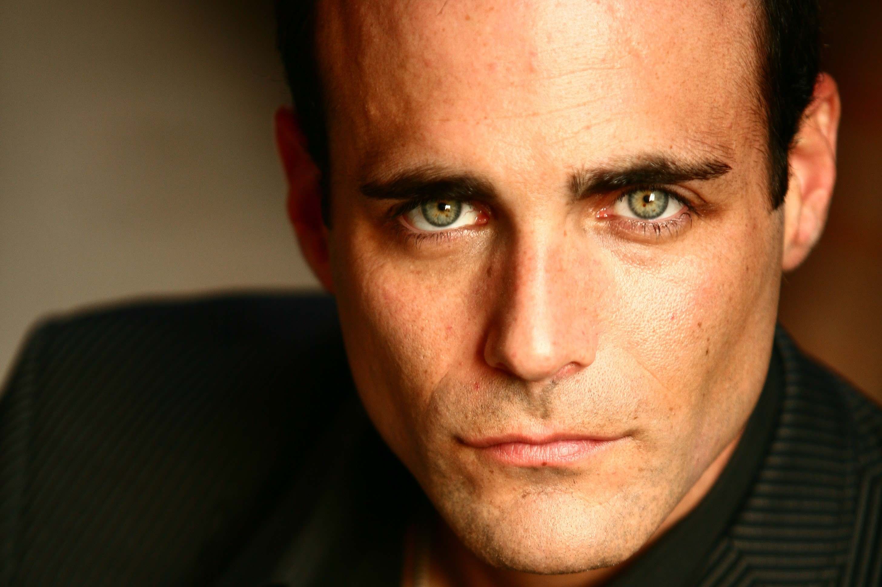 18-extraordinary-facts-about-brian-bloom