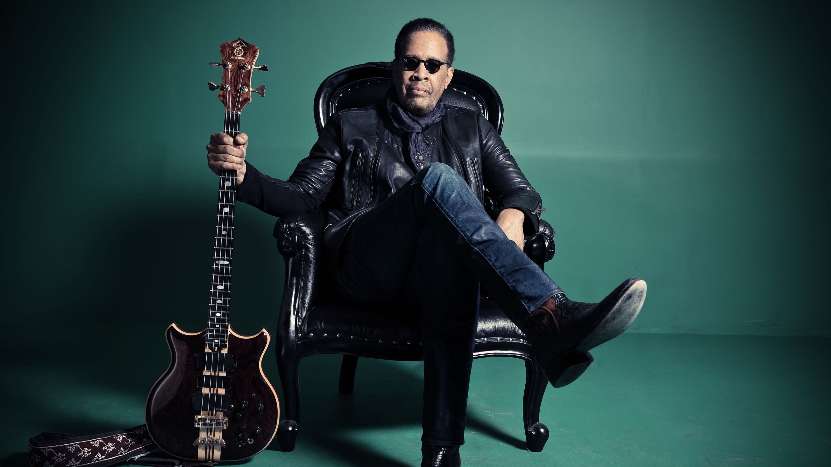 18-extraordinary-facts-about-stanley-clarke