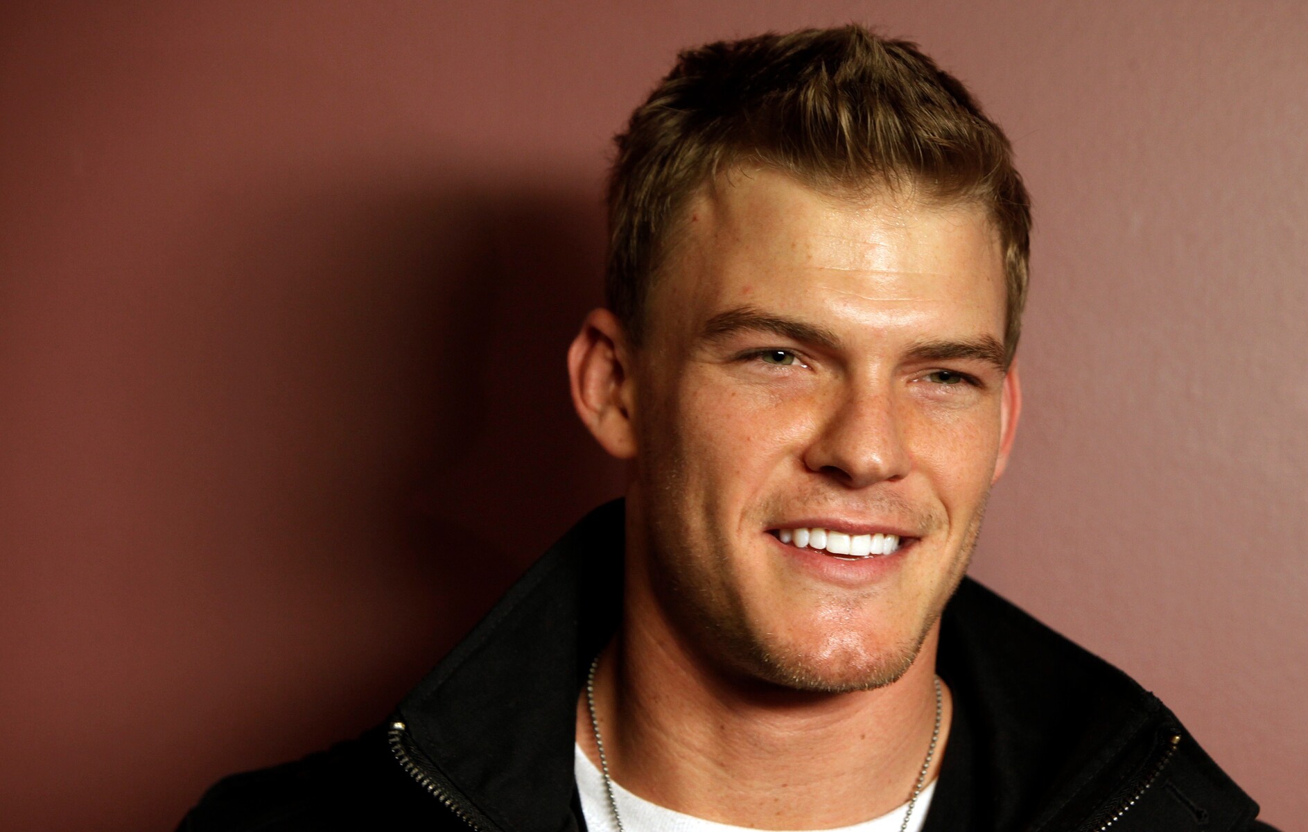 18 Unbelievable Facts About Alan Ritchson - Facts.net