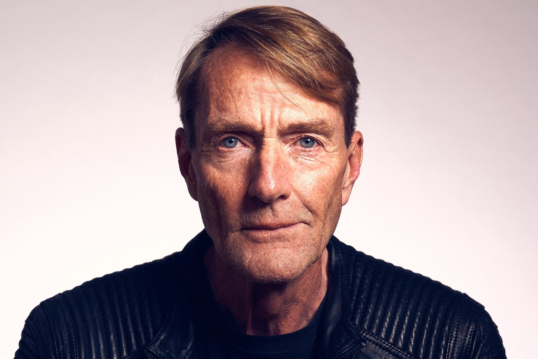 19-enigmatic-facts-about-lee-child
