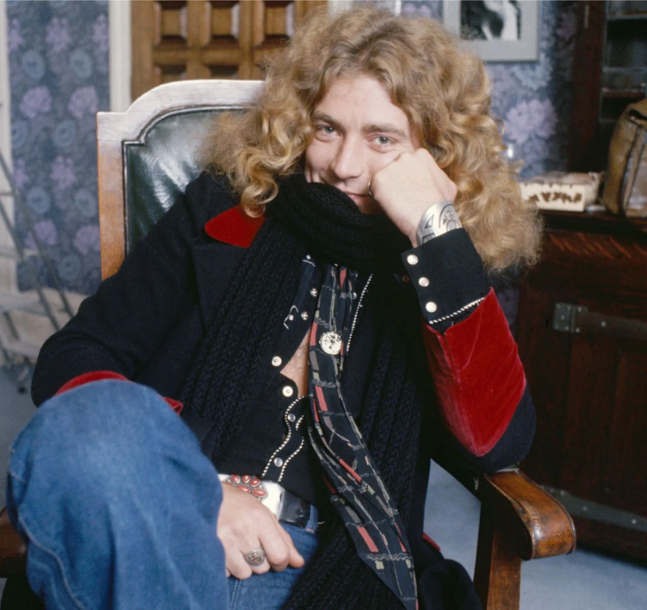 19-enigmatic-facts-about-robert-plant