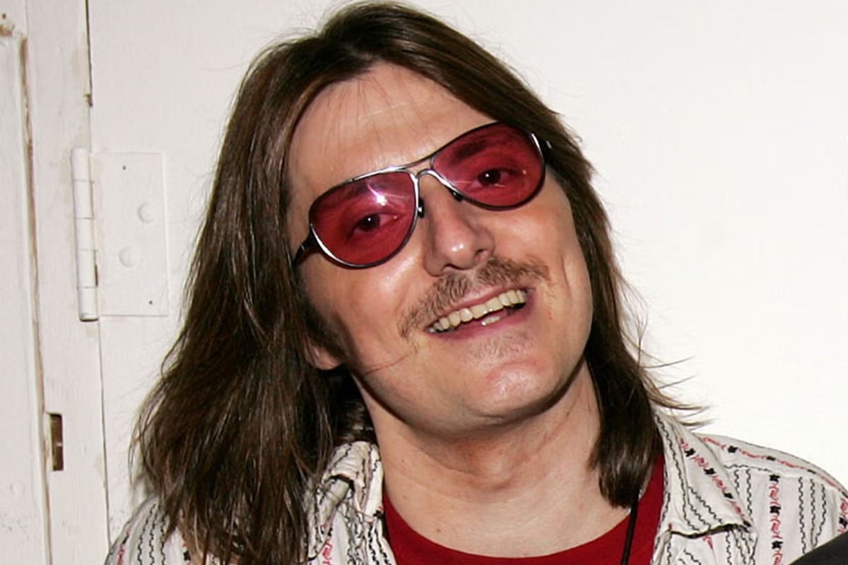 19-mind-blowing-facts-about-mitch-hedberg