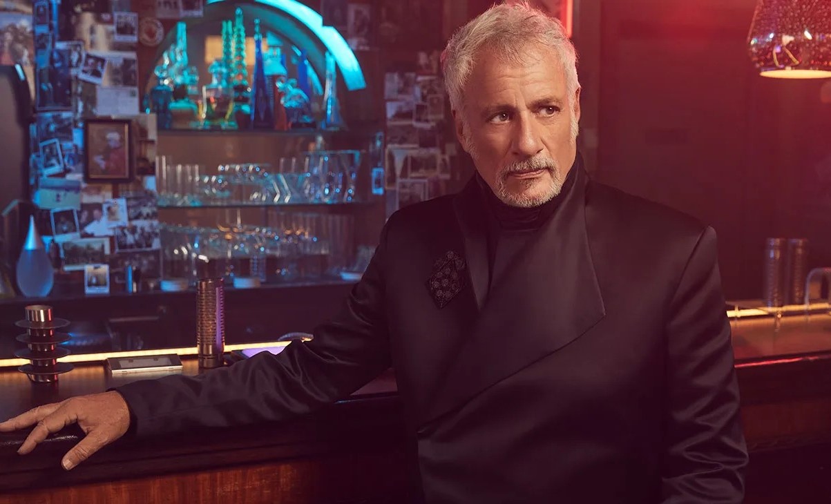 20 Astounding Facts About John De Lancie - Facts.net