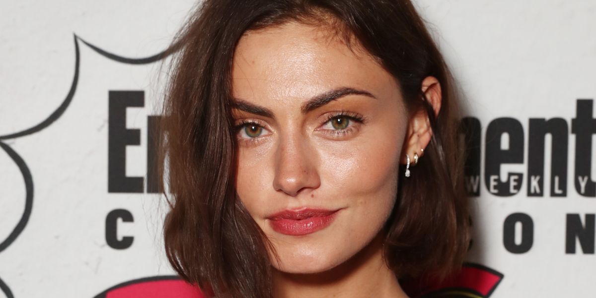 20-astounding-facts-about-phoebe-tonkin