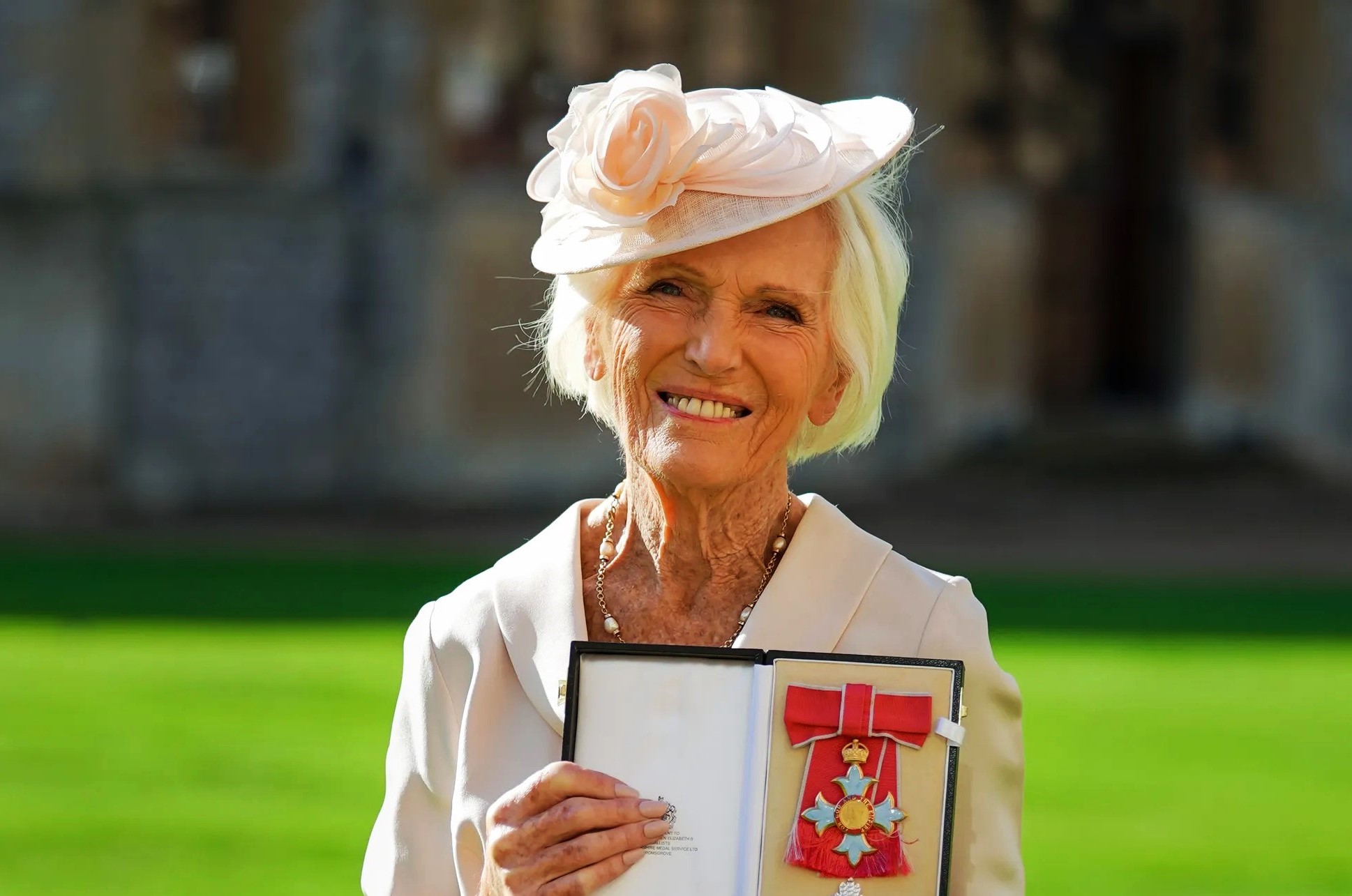20-enigmatic-facts-about-mary-berry