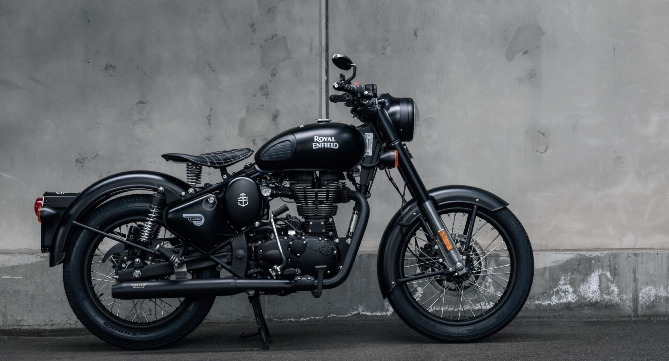 20-extraordinary-facts-about-royal-enfield-classic-500-stealth-black