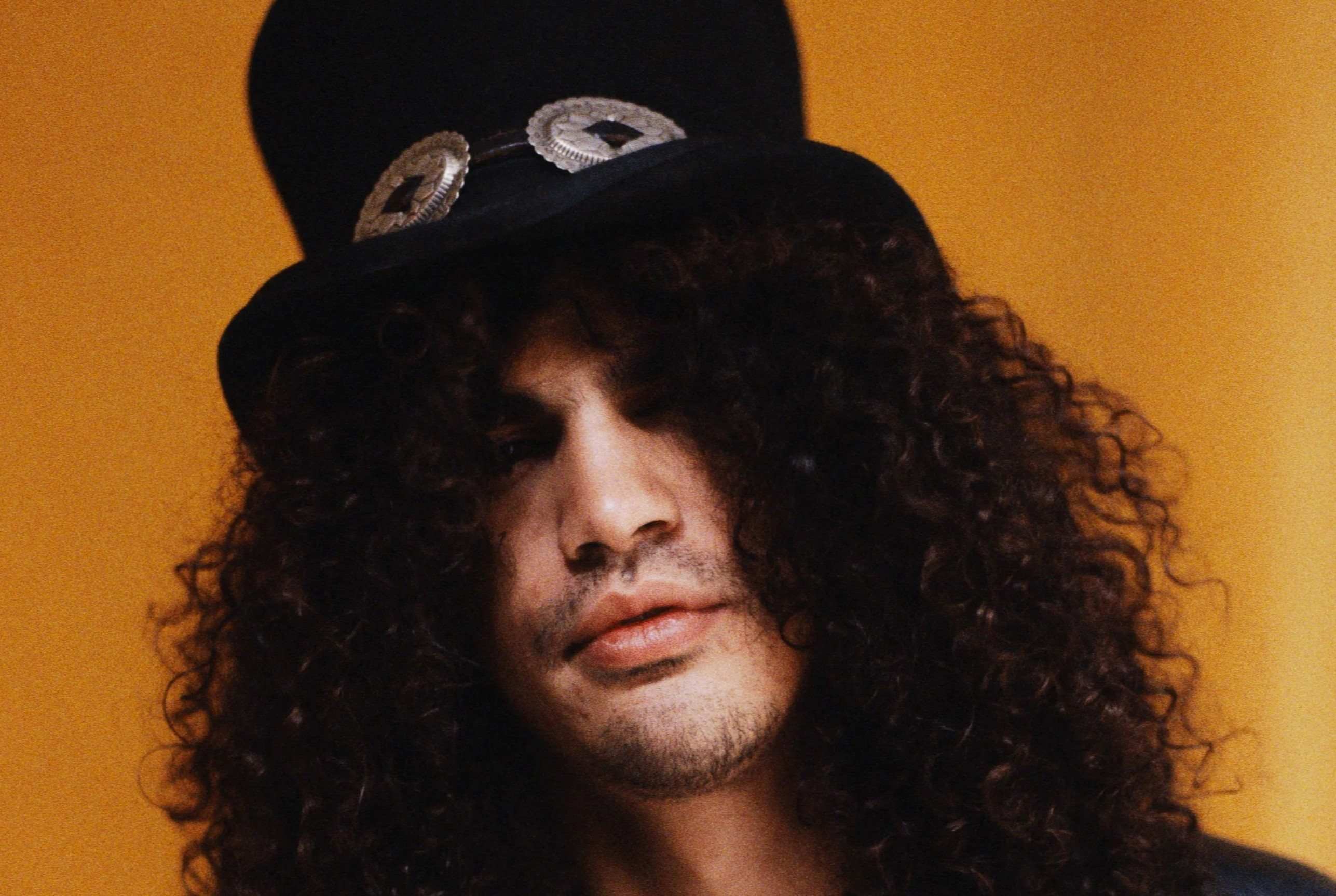 20-extraordinary-facts-about-slash