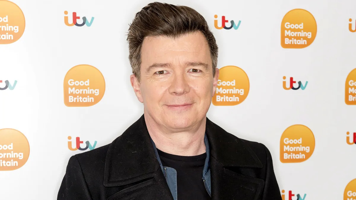 21-extraordinary-facts-about-rick-astley