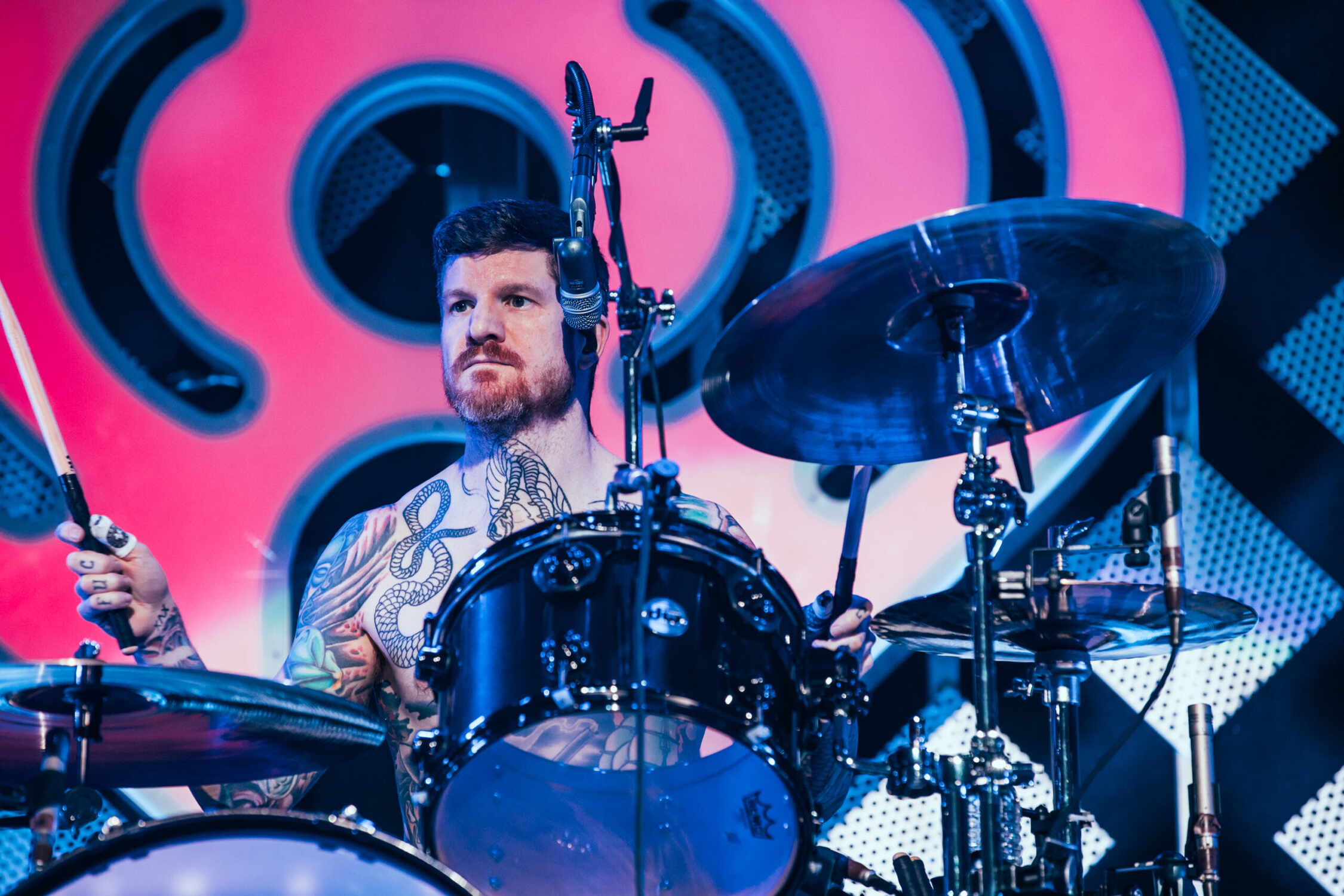21 Astonishing Facts About Andy Hurley - Facts.net