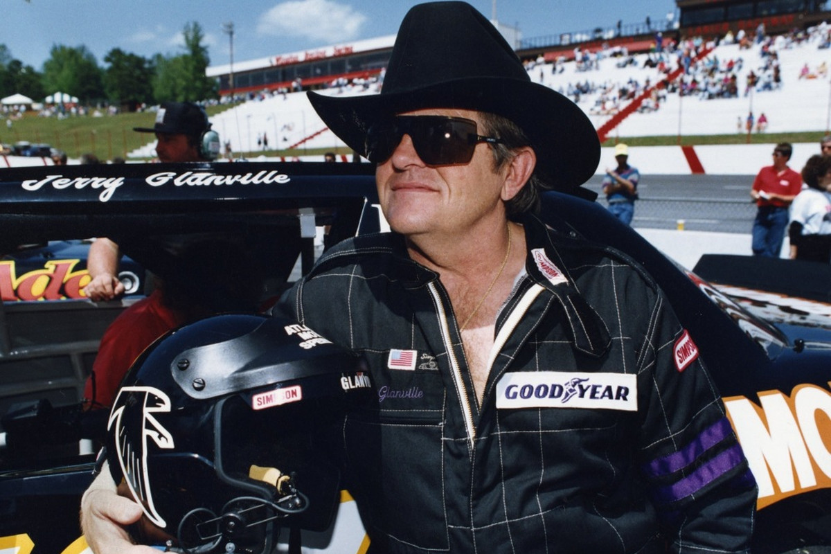 22-astonishing-facts-about-jerry-glanville