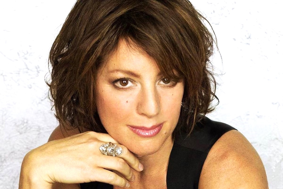 22-enigmatic-facts-about-sarah-mclachlan