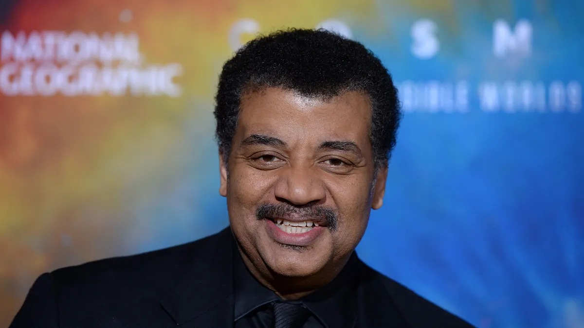 22-extraordinary-facts-about-neil-degrasse-tyson