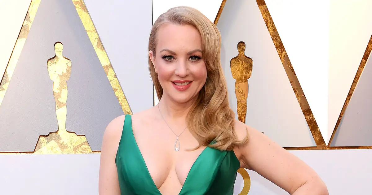 22-extraordinary-facts-about-wendi-mclendon-covey