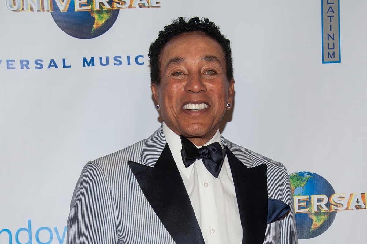 22-fascinating-facts-about-smokey-robinson