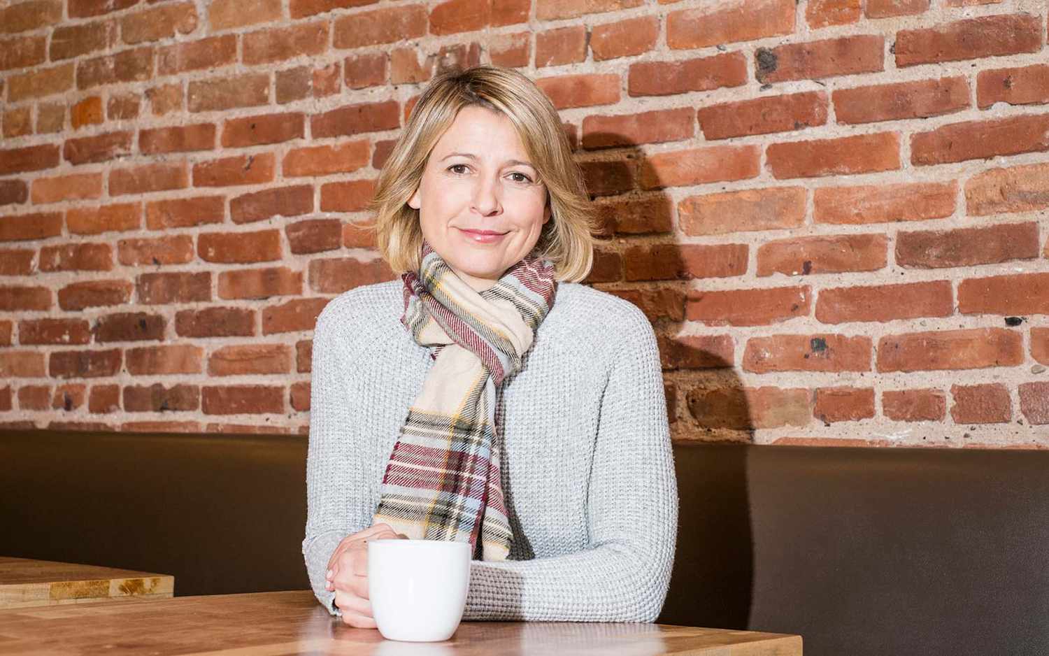 23-enigmatic-facts-about-samantha-brown