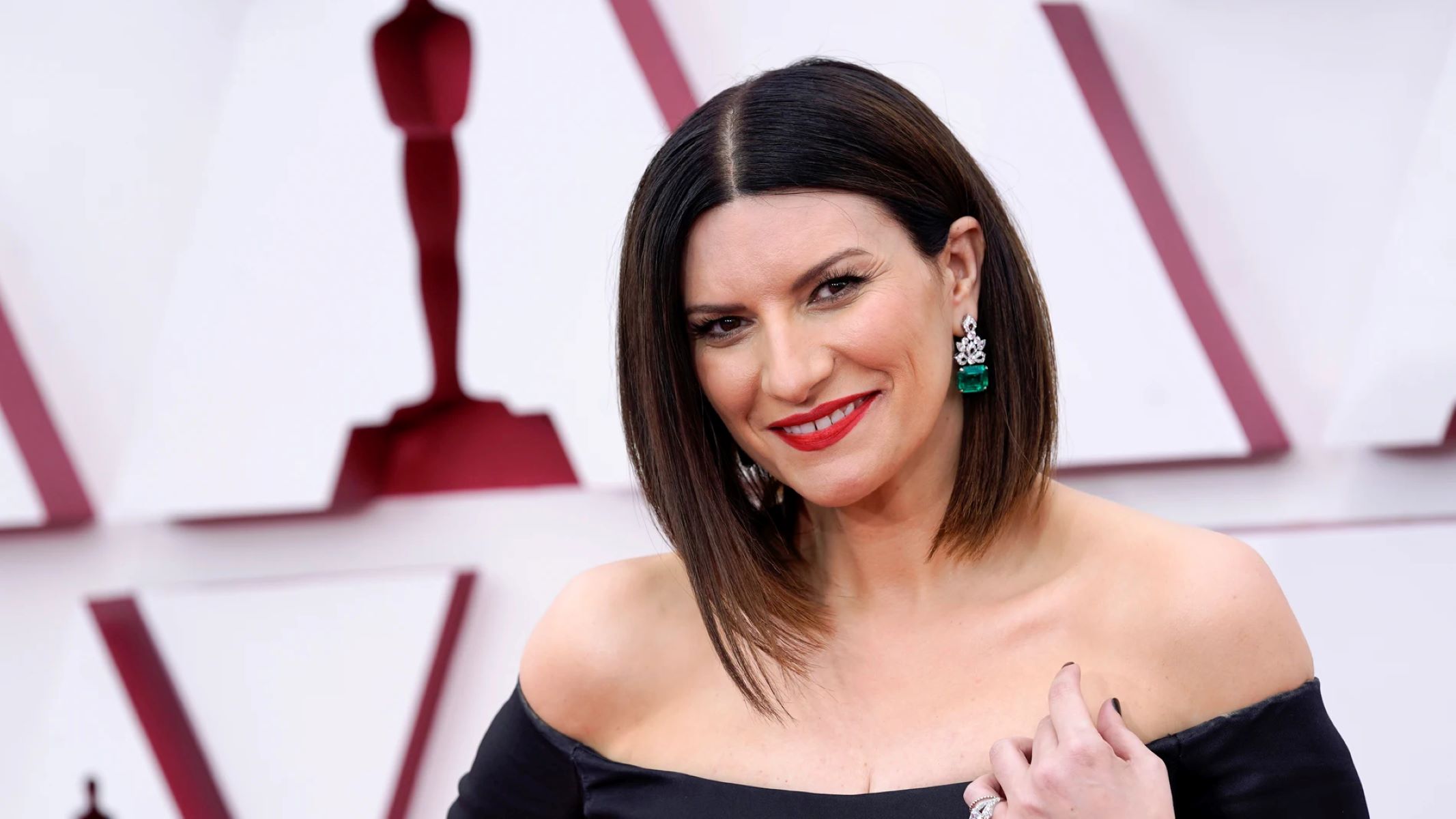 24-captivating-facts-about-laura-pausini