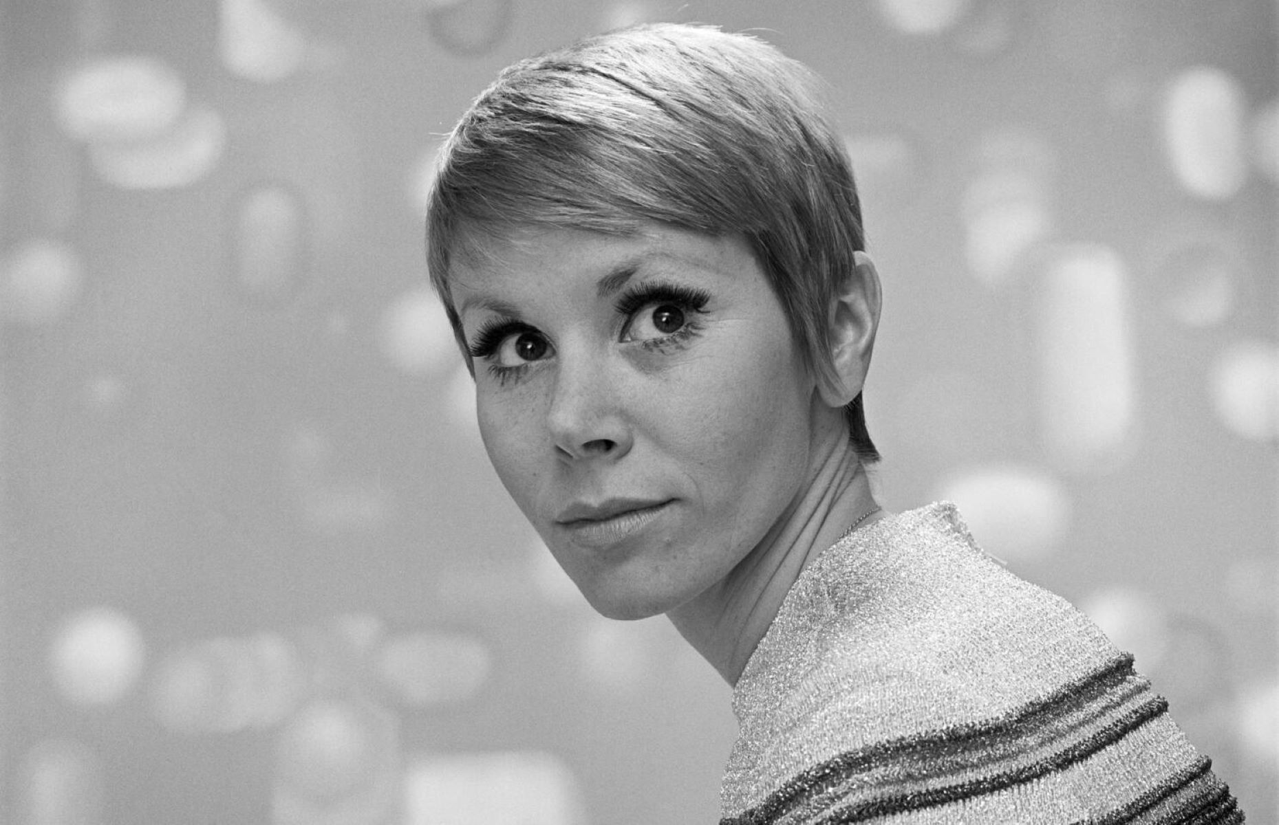 24 Enigmatic Facts About Judy Carne - Facts.net