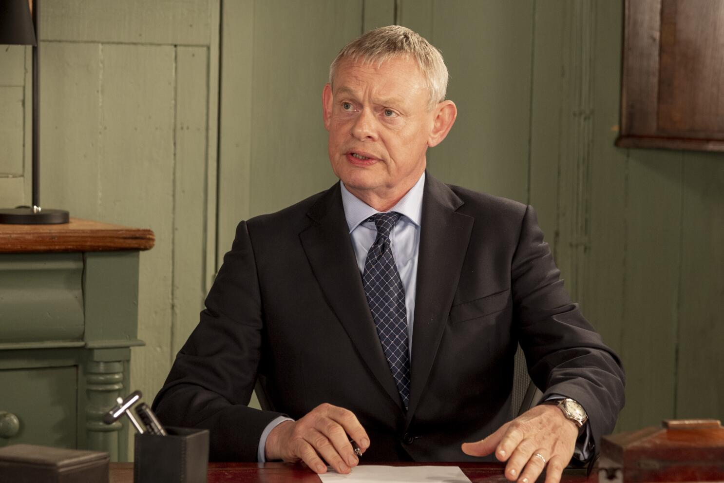 24-unbelievable-facts-about-martin-clunes