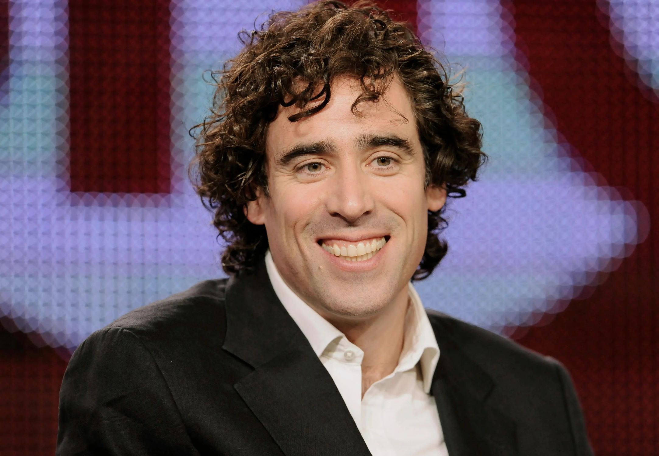 25-enigmatic-facts-about-stephen-mangan