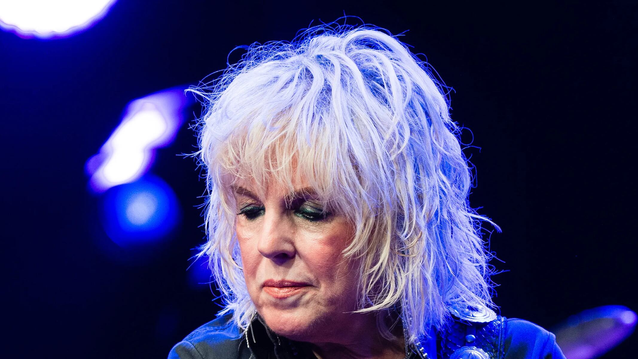 25-extraordinary-facts-about-lucinda-williams