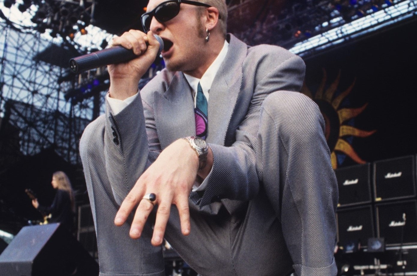 25-surprising-facts-about-layne-staley