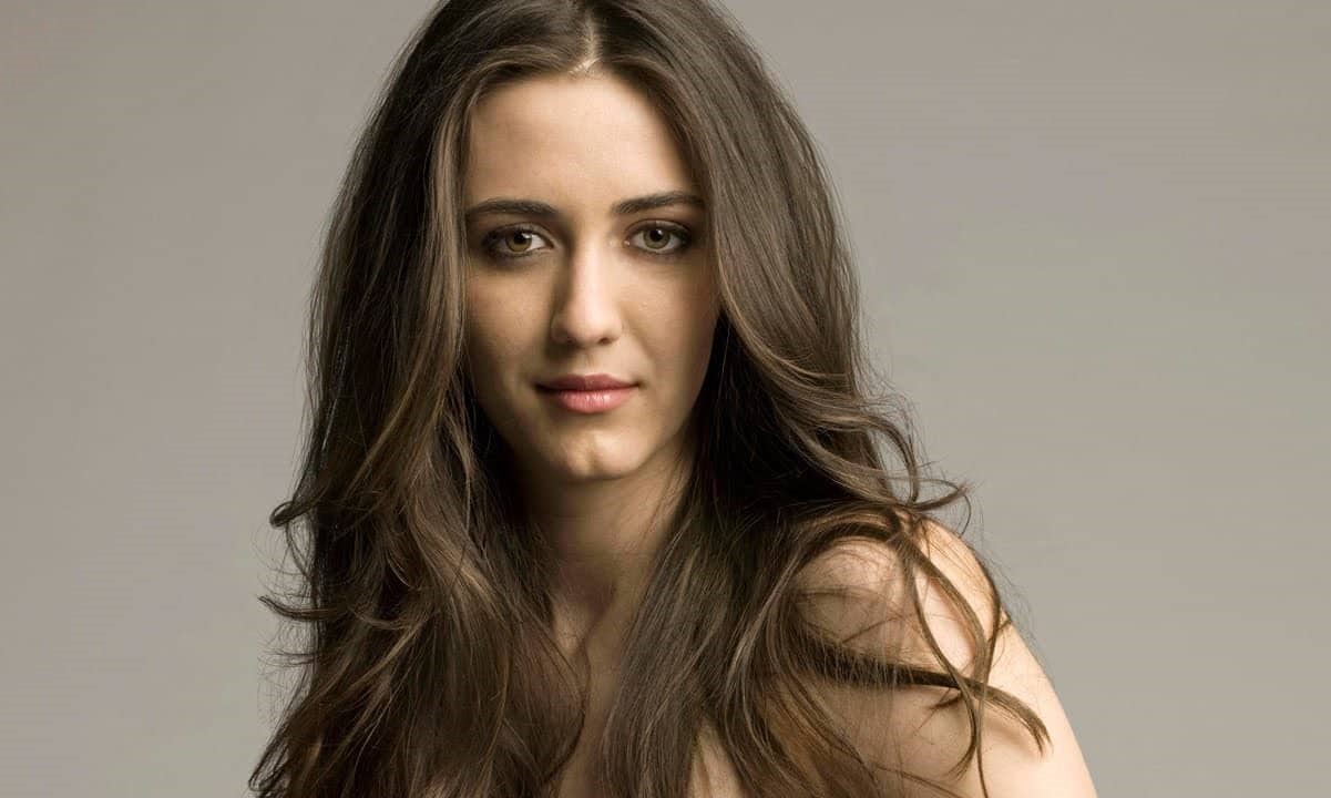 25 Surprising Facts About Madeline Zima - Facts.net