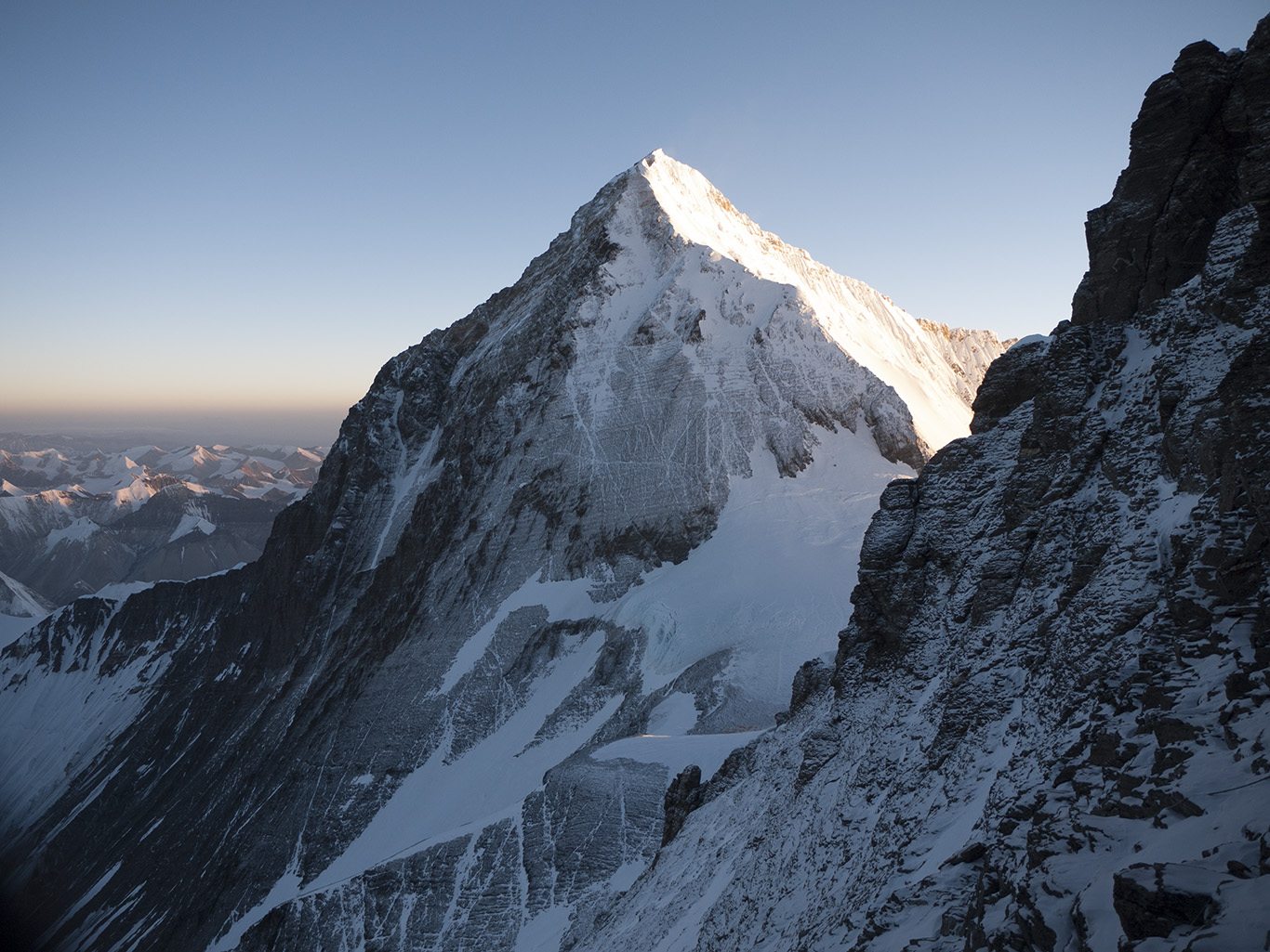 8 Astonishing Facts About Mount Lhotse Facts