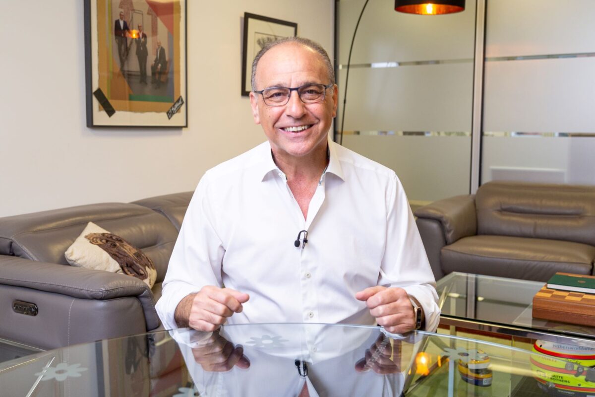8-intriguing-facts-about-theo-paphitis