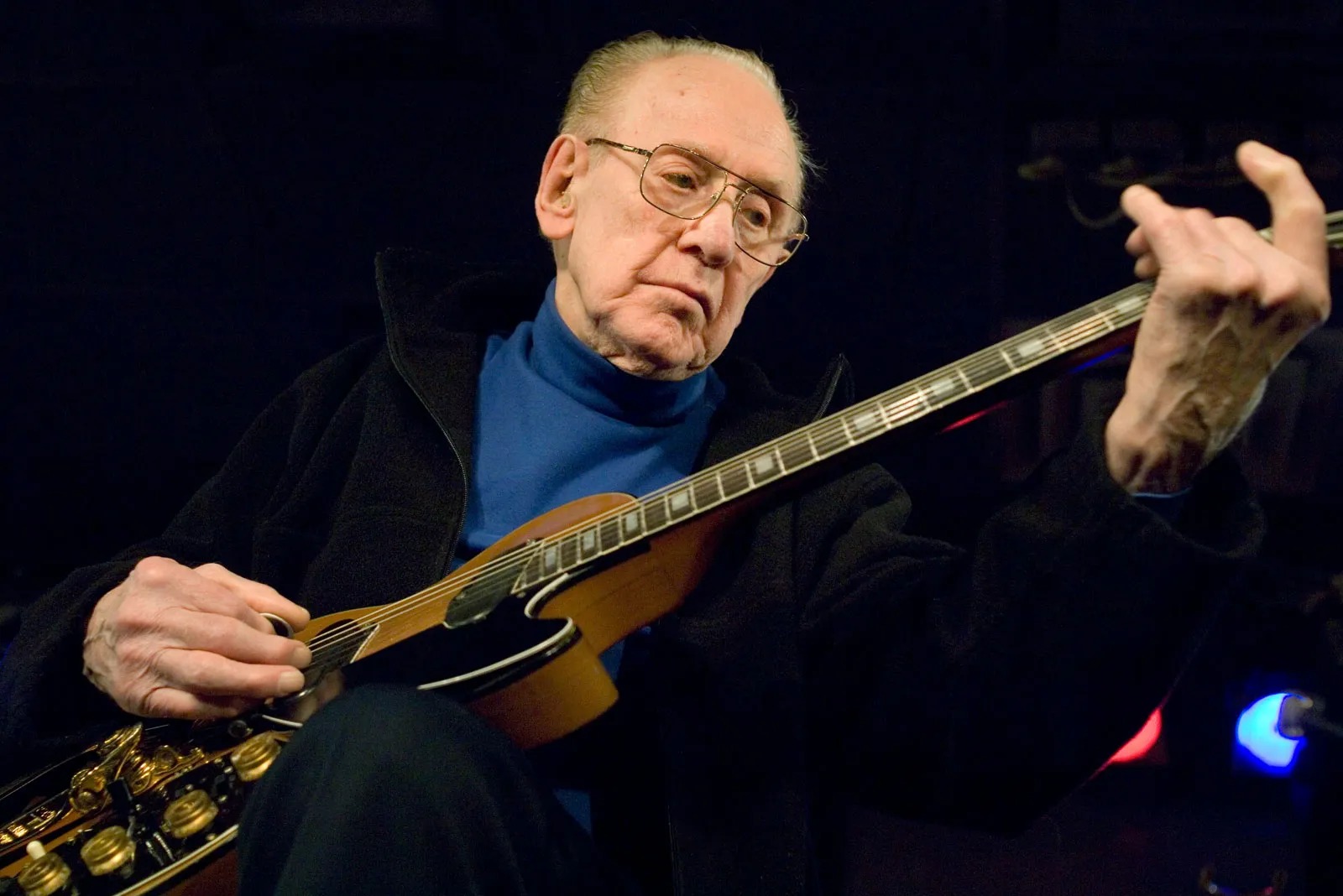 8-mind-blowing-facts-about-les-paul
