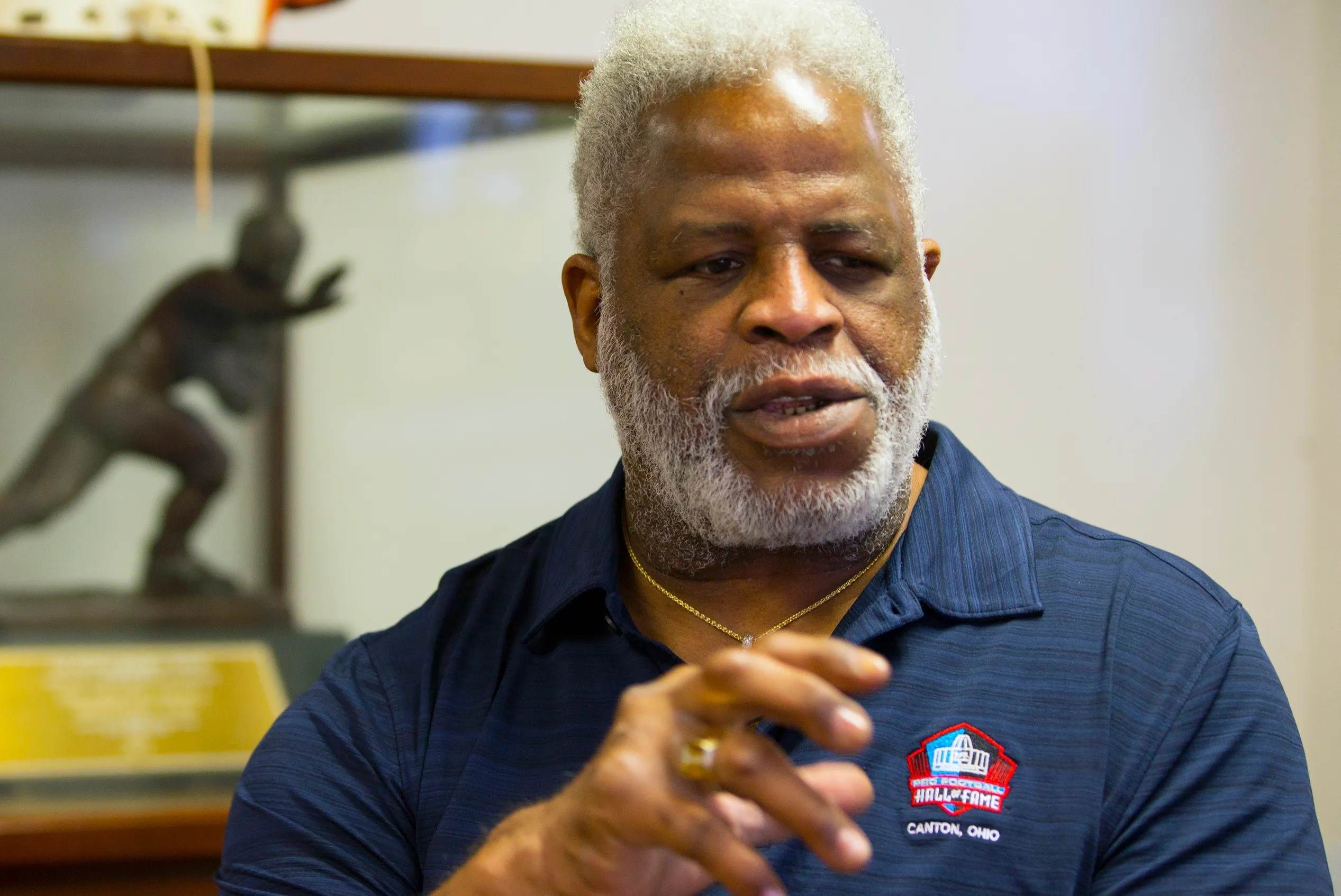 8-surprising-facts-about-earl-campbell