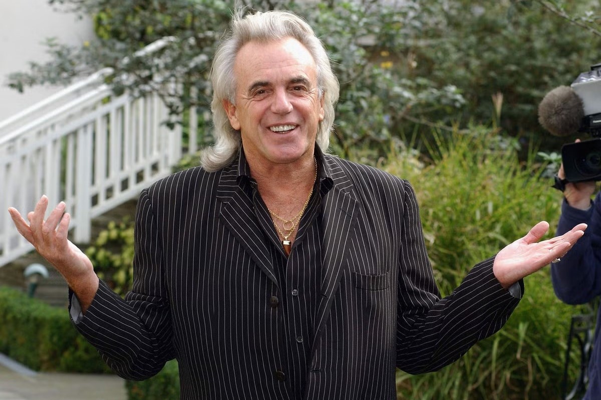8-unbelievable-facts-about-peter-stringfellow