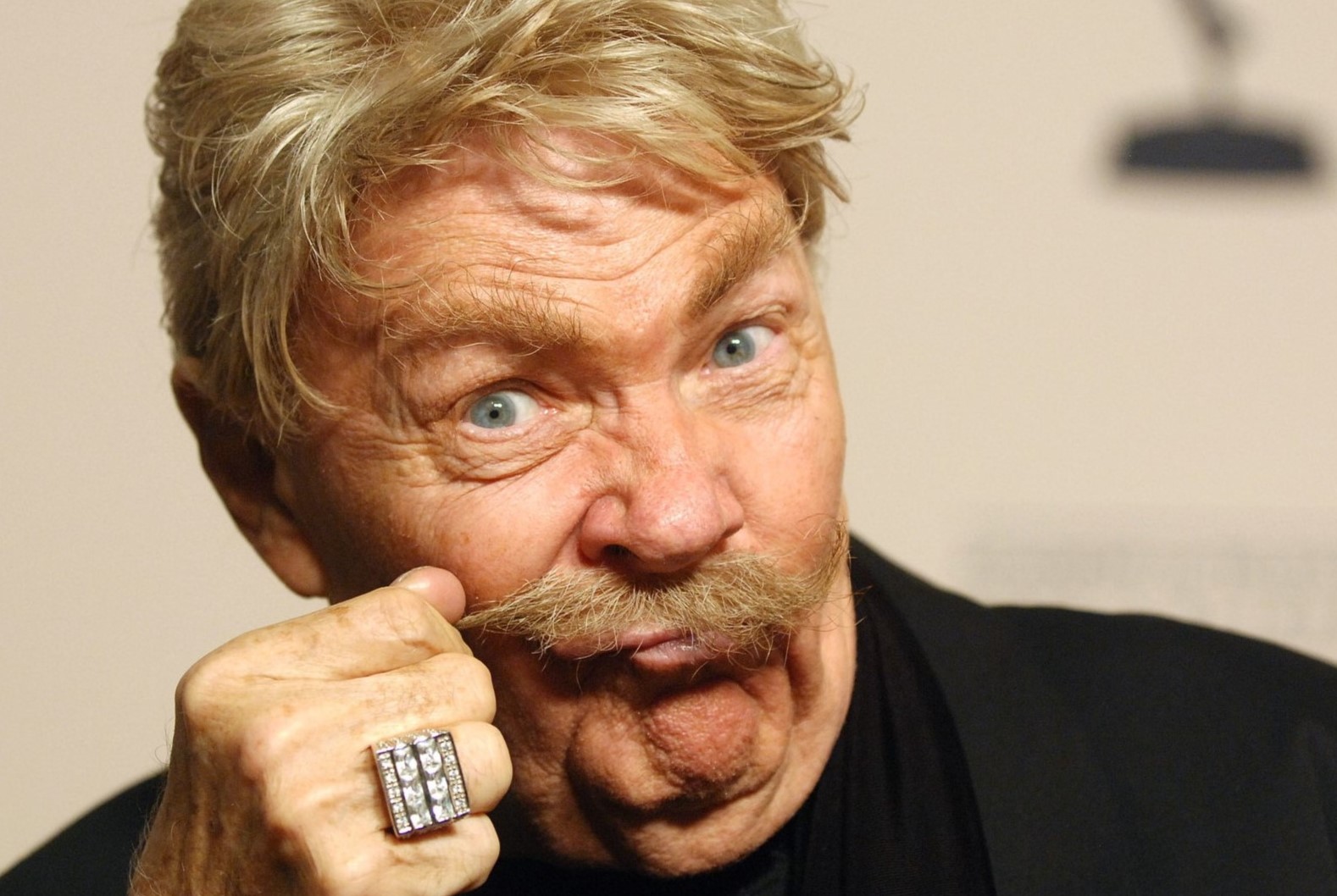 9-captivating-facts-about-rip-taylor