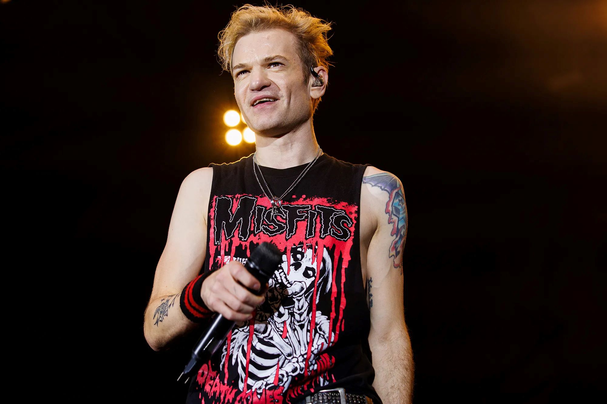 9-intriguing-facts-about-deryck-whibley