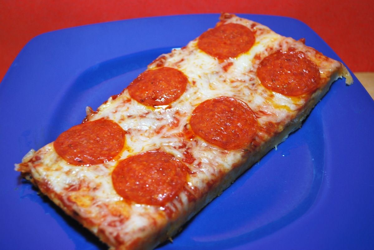 10-school-pizza-nutrition-facts