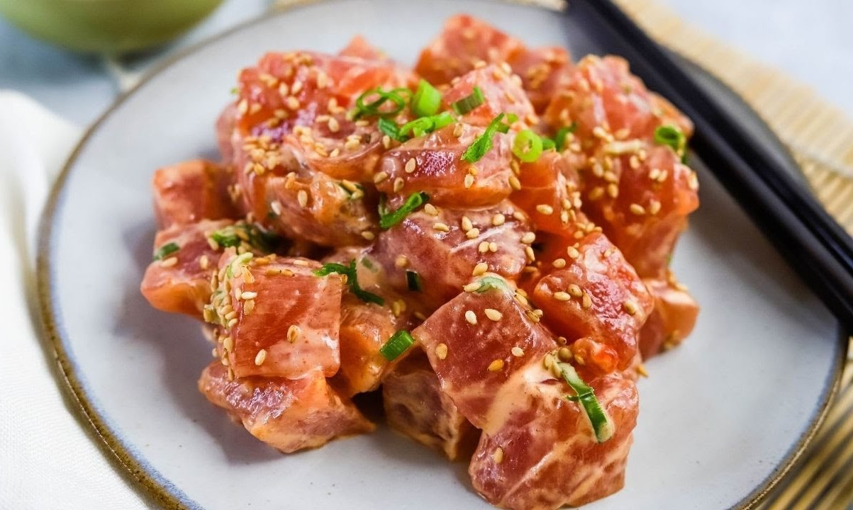 10-spicy-ahi-poke-bowl-nutrition-facts