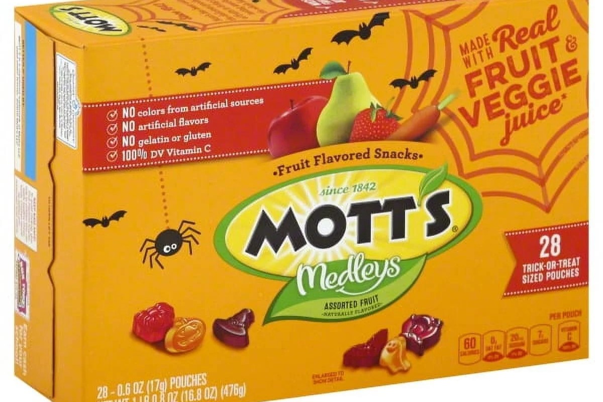 11-motts-medleys-nutrition-facts