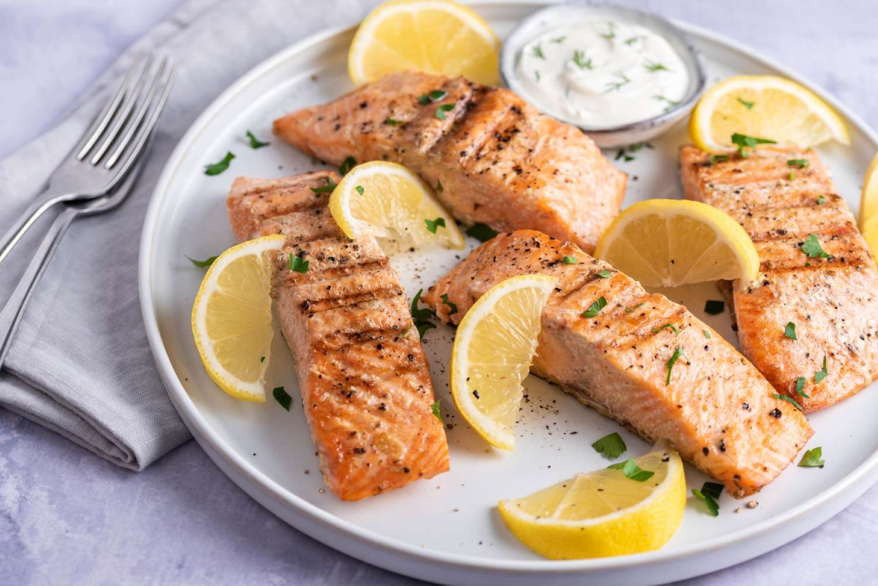 15-grilled-salmon-nutrition-facts